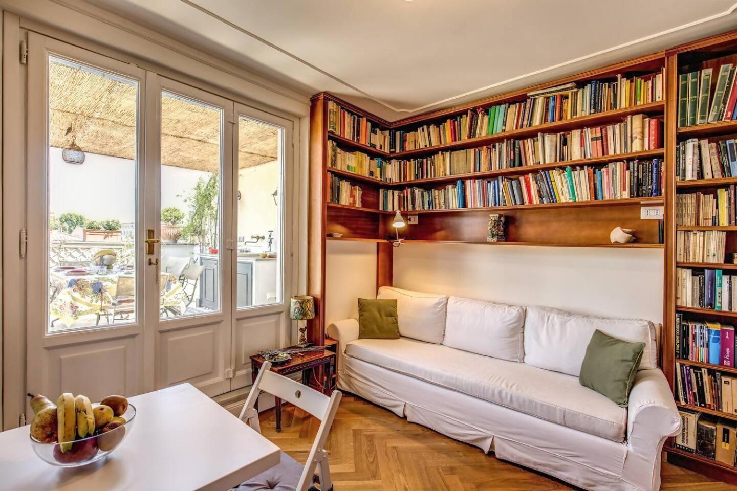 Attic With Terrace Overlooking St Peters Basilica Roma Ngoại thất bức ảnh